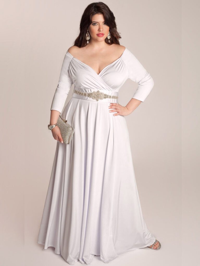 девушка в платье в пол