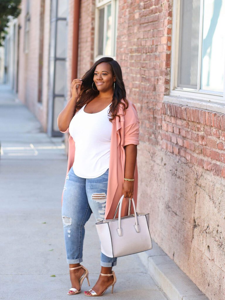 Уличная мода: Креативный блоггер plus size Nicolette Mason: новые модные луки