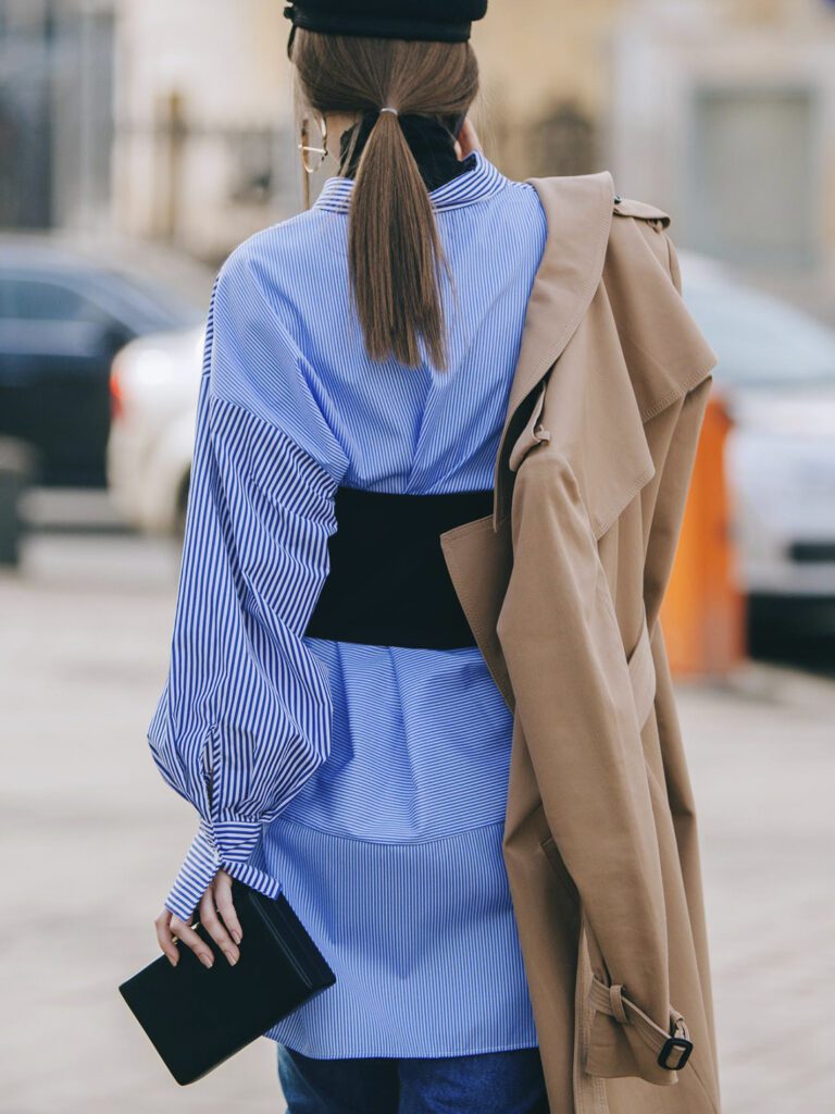 девушка в корсете