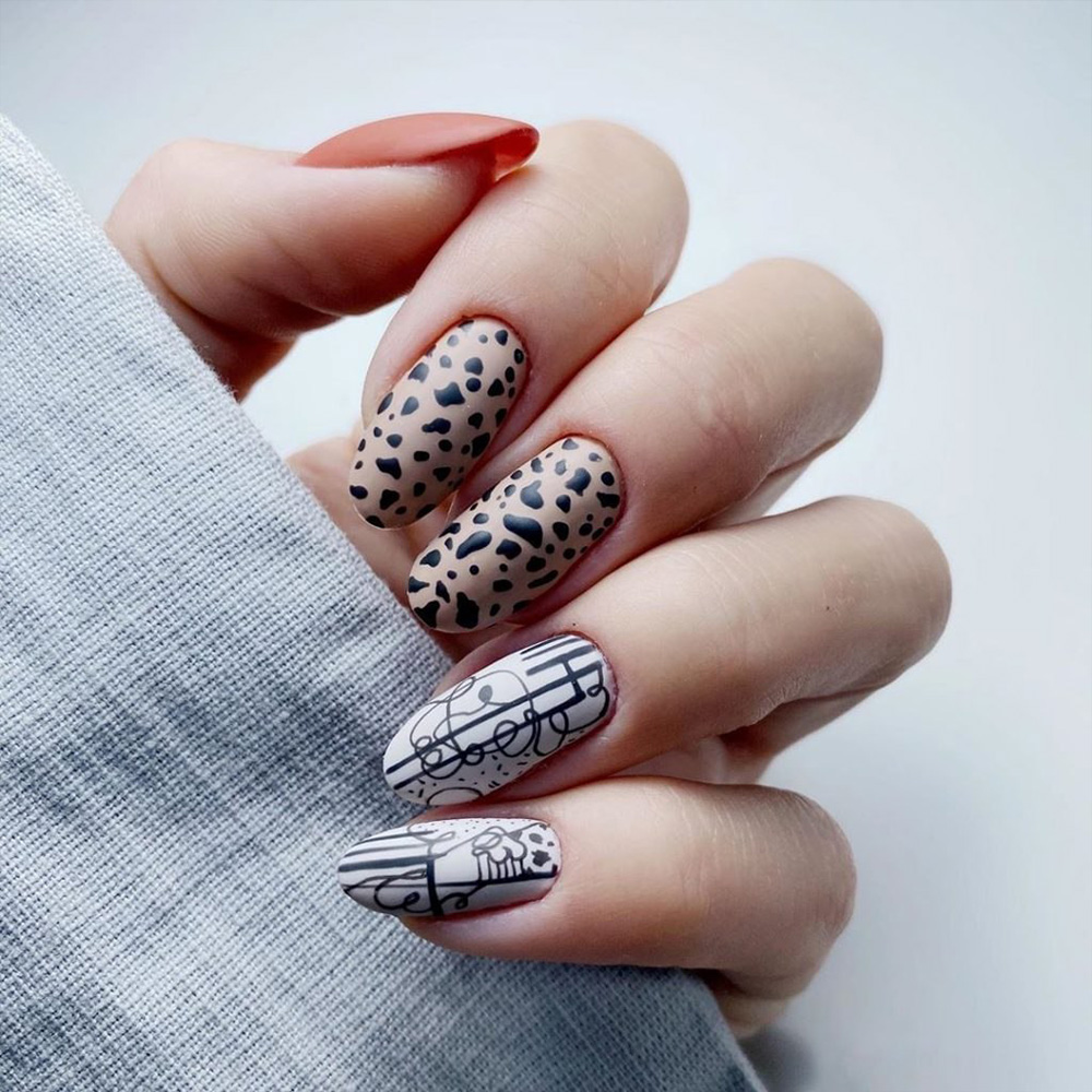 Мода дизайна ногтей. Леопардовый маникюр 2023. Маник леопард 2022. Стильные ногти. Ногти с леопардовым принтом.