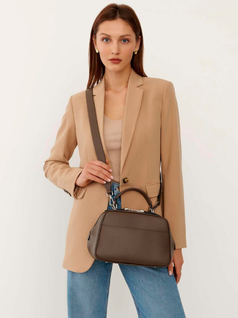 образ в бежевом тоне