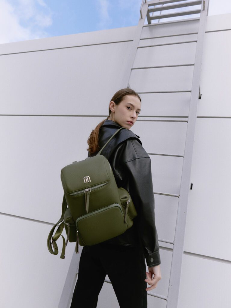 Дизайнерские рюкзаки из экокожи, купить рюкзаки российского бренда ARNY PRAHT