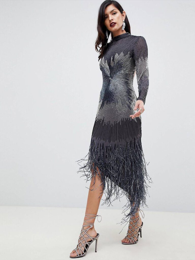 девушка в платье