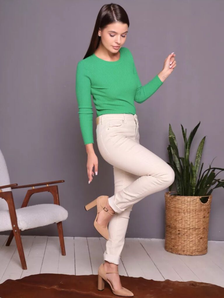 девушка в туфлях