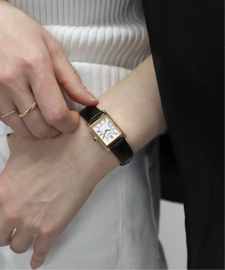 Какие аксессуары нужны успешным девушкам – от элегантных часов до стильных сумок