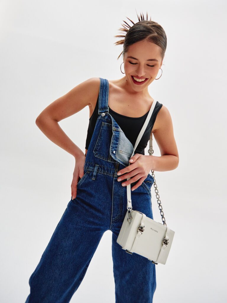 Сумка “с характером”: с чем носить дерзкие аксессуары