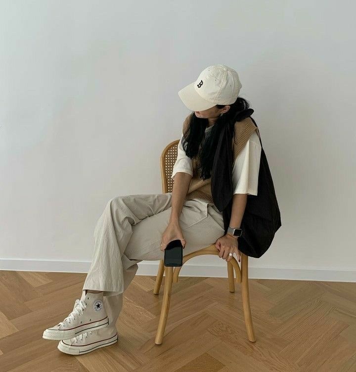 Офисные образы в стиле light-academia: как собрать женственный деловой наряд