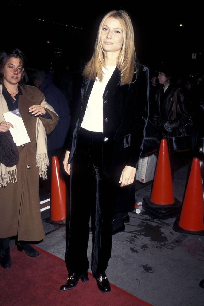 Стиль 90-х: силуэты, особенности и фэшн-иконы