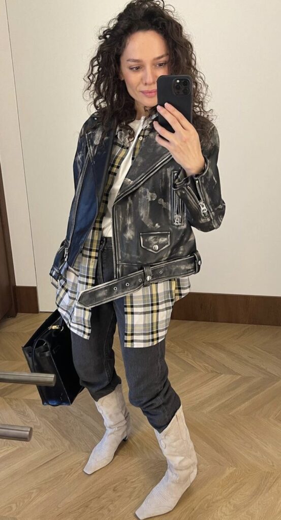 Стильная инвестиция – с чем носить казаки осенью 2023