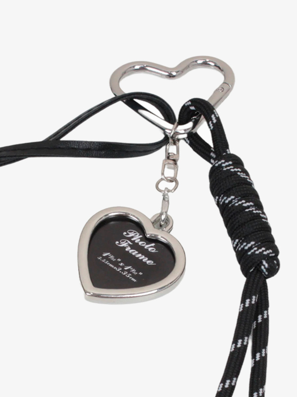 Брелок - обвес на сумку сердце, черный
