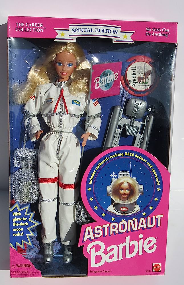 Барби-космонавт
Барбикор: как мода на розовый цвет захватила планету и причём тут Марго Робби
